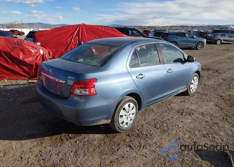 2010 Toyota Yaris z USA, uszkodzony, nr VIN JTDBT4K3XA1374514